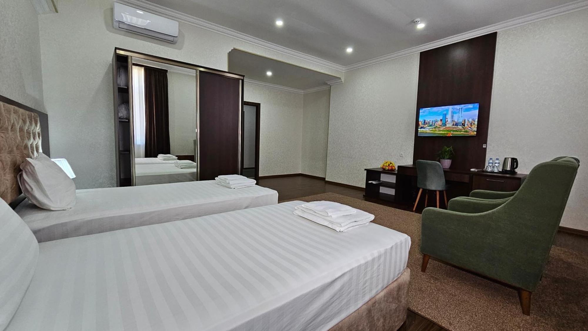 Grand Turon Plaza Hotel 타슈켄트 외부 사진