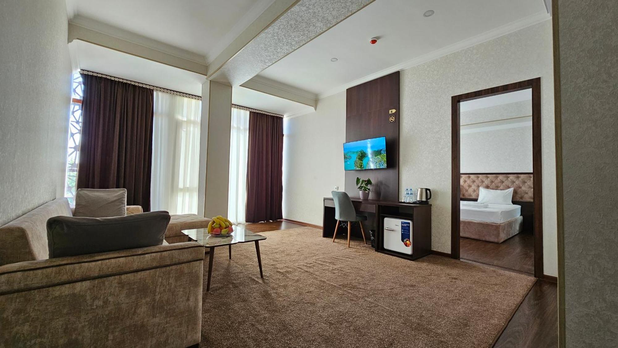 Grand Turon Plaza Hotel 타슈켄트 외부 사진