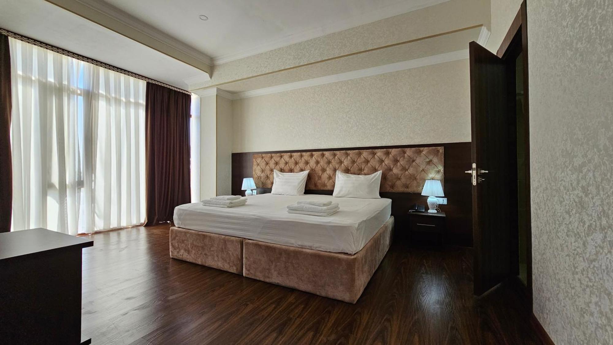 Grand Turon Plaza Hotel 타슈켄트 외부 사진